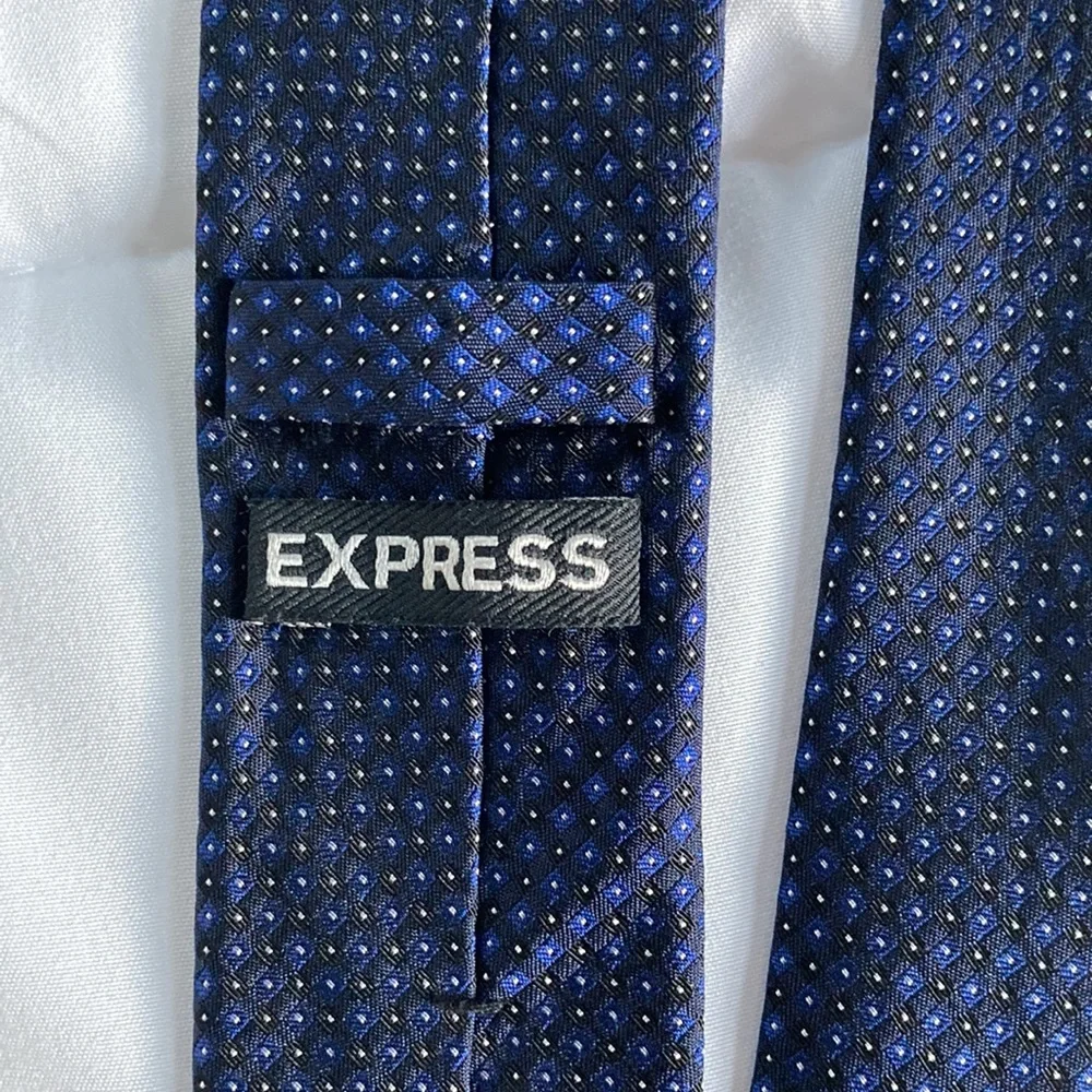 Express tie - Picture 2 of 3